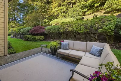 20230 NE 18th Place, Sammamish, WA 98074 - Photo 34