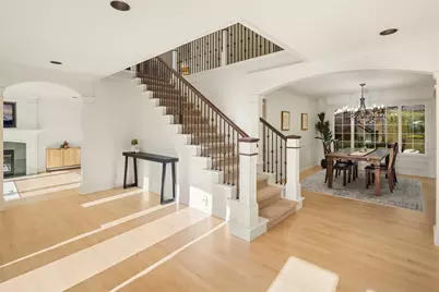 20230 NE 18th Place, Sammamish, WA 98074 - Photo 4
