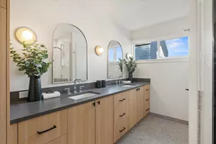 3504 Meridian Ave N, Seattle, WA 98103 - Photo 6