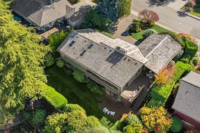12156 SE 15th Street, Bellevue, WA 98005 - Photo 34