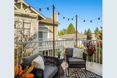 2038 Newport Way NW #11-3, Issaquah, WA 98027 - Photo 24
