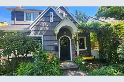 1210 25th Avenue E, Seattle, WA 98112 - Photo 26