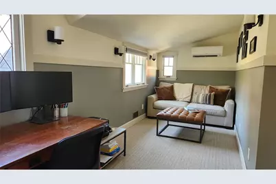 1210 25th Avenue E, Seattle, WA 98112 - Photo 20