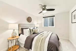2562 56th Ave SW, Seattle, WA 98116 - Photo 16