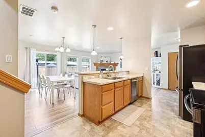 21622 SE 297th Street, Kent, WA 98042 - Photo 8