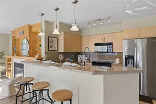 1100 106th Ave NE, Bellevue, WA 98004 - Photo 12