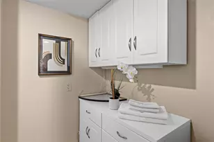 1100 106th Ave NE, Bellevue, WA 98004 - Photo 32