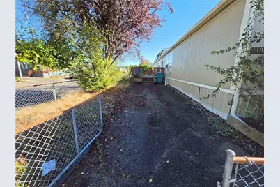 300 SW 7th Avenue #1101, Battle Ground, WA 98604 - Photo 6