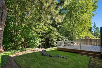26038 SE 38th Street, Sammamish, WA 98029 - Photo 18