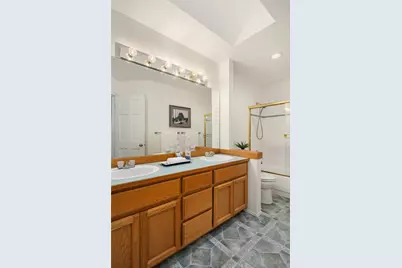 26038 SE 38th Street, Sammamish, WA 98029 - Photo 28