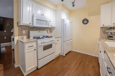 15633 44th Avenue W #B-1, Lynnwood, WA 98087 - Photo 10