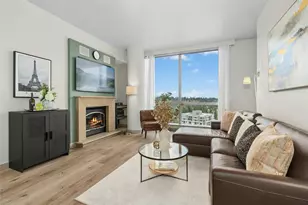 10650 NE 9th Pl, Bellevue, WA 98004 - Photo 2