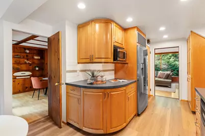 11002 Kulshan Road, Edmonds, WA 98020 - Photo 12