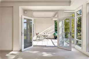 10015 NE 4th St, Bellevue, WA 98004 - Photo 18