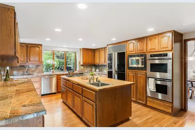 18805 94th Avenue W, Edmonds, WA 98020 - Photo 14