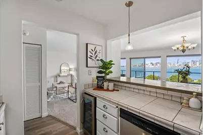 1301 Harbor Avenue SW #310, Seattle, WA 98116 - Photo 16