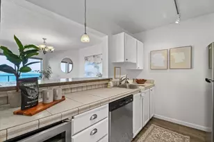 1301 Harbor Ave SW, Seattle, WA 98116 - Photo 14