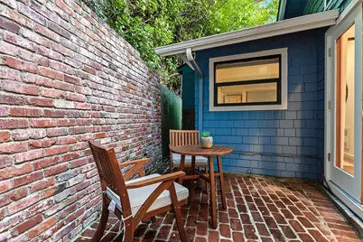 2242 Bonair Place SW, Seattle, WA 98116 - Photo 28