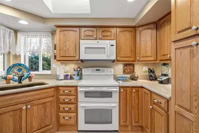 12619 NE 192nd Place, Bothell, WA 98011 - Photo 12