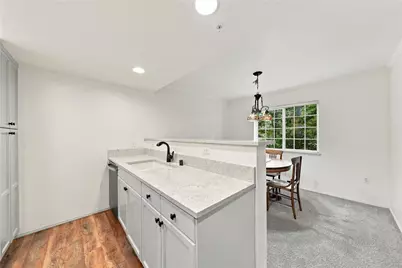 25235 SE Klahanie Boulevard #Q 102, Sammamish, WA 98029 - Photo 8