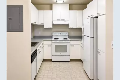 1750 152nd Avenue NE #C305, Bellevue, WA 98007 - Photo 14