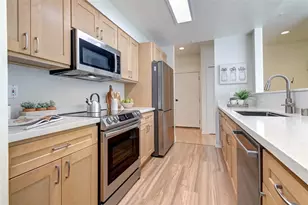 22772 SE 43rd Ln, Issaquah, WA 98029 - Photo 8