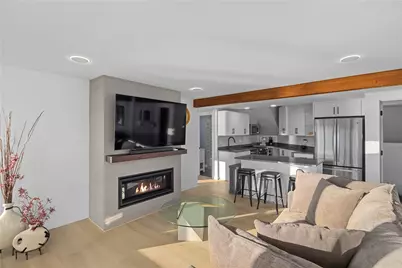 2825 E Lake Sammamish Parkway NE, Sammamish, WA 98074 - Photo 14