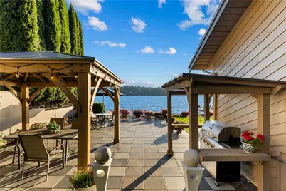 2825 E Lake Sammamish Parkway NE, Sammamish, WA 98074 - Photo 18