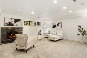 17120 NE 2nd Pl, Bellevue, WA 98008 - Photo 18