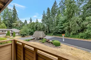 17120 NE 2nd Pl, Bellevue, WA 98008 - Photo 16