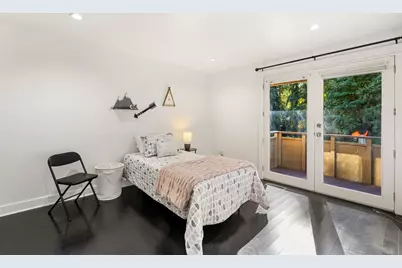 17120 NE 2nd Place, Bellevue, WA 98008 - Photo 14