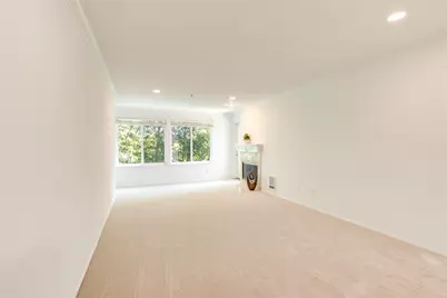 18210 73rd Avenue NE #304, Kenmore, WA 98028 - Photo 4
