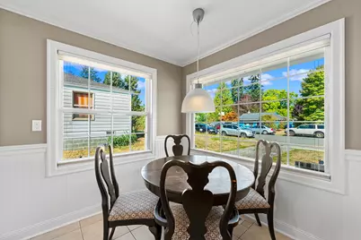 829 NE 189th Street, Shoreline, WA 98155 - Photo 10