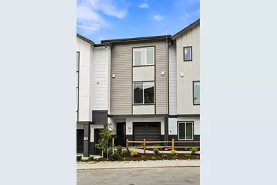 16202 Manor Way #E2, Lynnwood, WA 98087 - Photo 1