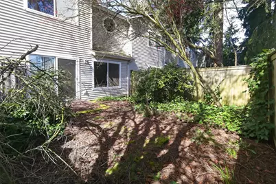 15511 35th Avenue W #F, Lynnwood, WA 98087 - Photo 2