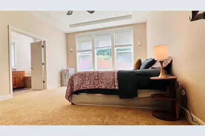 725 S 38th Court, Renton, WA 98055 - Photo 12
