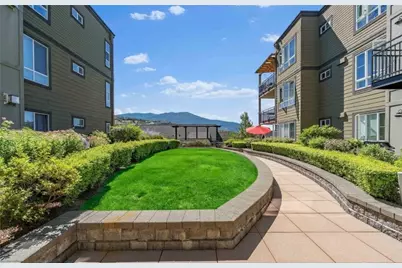 1880 25th Avenue NE #404, Issaquah, WA 98027 - Photo 18