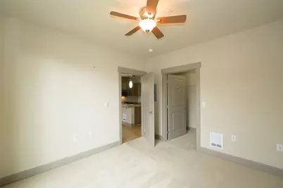1880 25th Avenue NE #404, Issaquah, WA 98027 - Photo 12