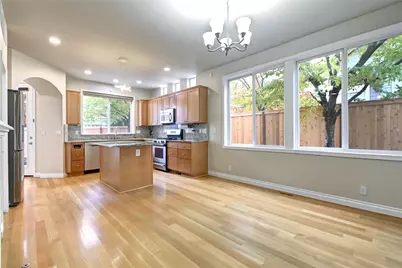 18857 NE 62nd Way, Redmond, WA 98052 - Photo 8