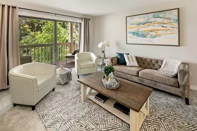 12840 SE 40th Court #B4, Bellevue, WA 98006 - Photo 1