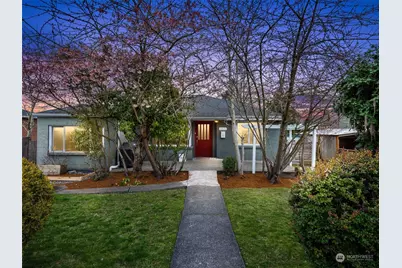 10822 37th Avenue SW, Seattle, WA 98146 - Photo 1