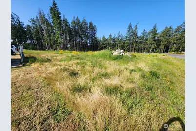 951 NE 21st Court #3, Oak Harbor, WA 98277 - Photo 1