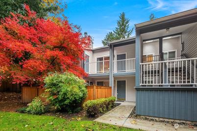 12690 NE 10th Place #C201, Bellevue, WA 98005 - Photo 1