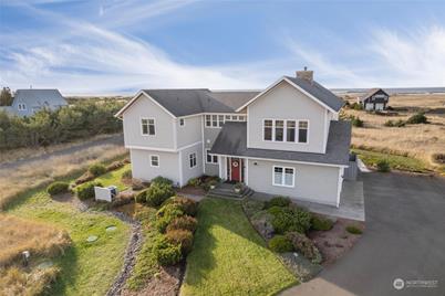 1100 145th Lane, Long Beach, WA 98631 - Photo 1