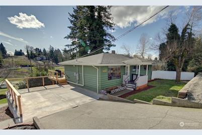 7835 S 130th Street, Seattle, WA 98178 - Photo 1