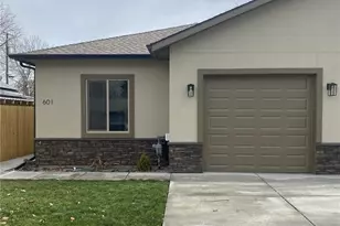 601 Sycamore St, Walla Walla, WA 99362 - Photo 1