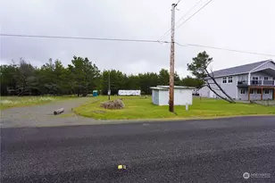 29102 H St, Ocean Park, WA 98640 - Photo 1