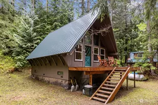 86919 NE 122nd St, Skykomish, WA 98288 - Photo 1