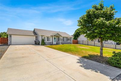 1315 S Cougar Drive, Moses Lake, WA 98837 - Photo 1