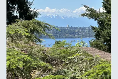 4450 84th Avenue SE, Mercer Island, WA 98040 - Photo 1